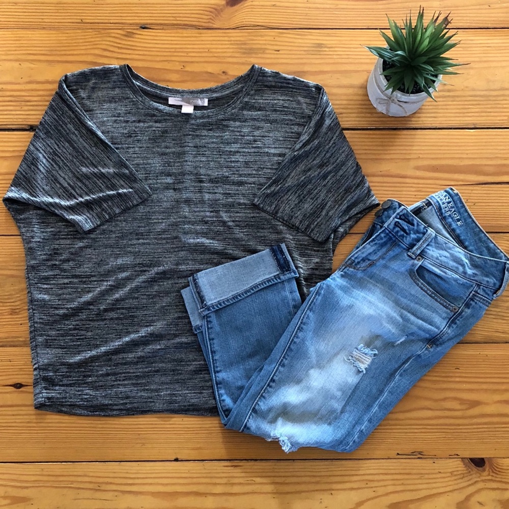 Forever 21 Gray & Black Blouse! 🌸